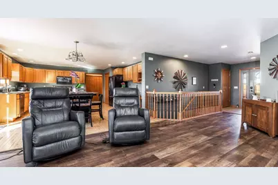 324 Diamond Oaks Drive, Ridgeville, WI 53533 - Photo 4