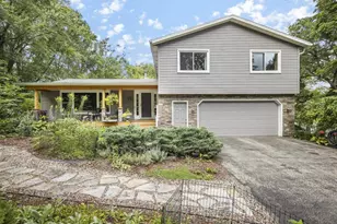 21 Julia Cir, Madison, WI 53705 - Photo 2