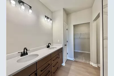 1009 Journey Hills Road, Milton, WI 53563 - Photo 14
