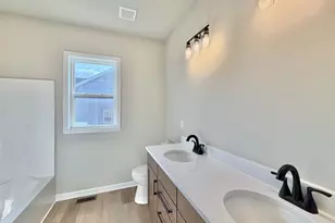 1009 Journey Hills Rd, Milton, WI 53563 - Photo 16