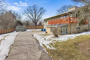 128 Monroe St, Baraboo, WI 53913 - Photo 40