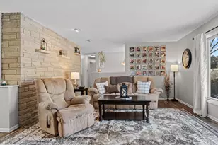 128 Monroe St, Baraboo, WI 53913 - Photo 6