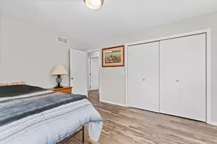 128 Monroe St, Baraboo, WI 53913 - Photo 22