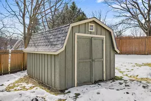 128 Monroe St, Baraboo, WI 53913 - Photo 42