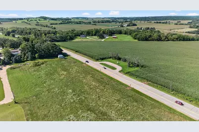 W7896 Loveland Road, Poynette, WI 53955 - Photo 6