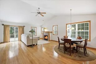 749 Cricket Ln, Middleton, WI 53562 - Photo 20