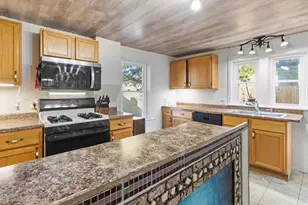 102 E North St, Cambridge, WI 53523 - Photo 28