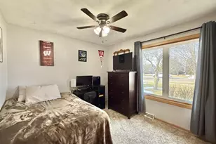 2656 N Wuthering Hills Dr, Janesville, WI 53546 - Photo 20