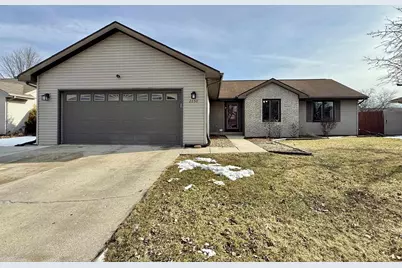 2656 N Wuthering Hills Drive, Janesville, WI 53546 - Photo 1