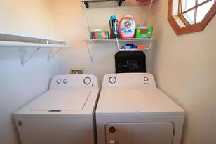 2635 Kelso Dr, Janesville, WI 53546 - Photo 8