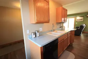 2635 Kelso Dr, Janesville, WI 53546 - Photo 4