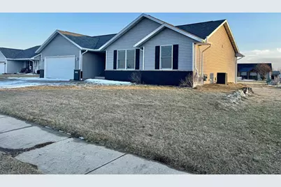 2611 Affirmed Drive, Janesville, WI 53546 - Photo 2