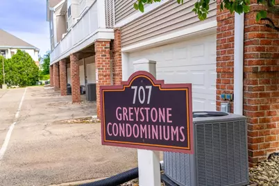 707 Cricket Lane #5, Madison, WI 53562 - Photo 2