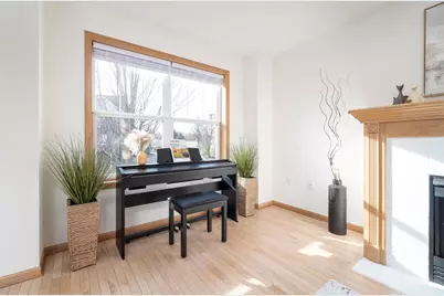 719 Cricket Lane #6, Madison, WI 53562 - Photo 4