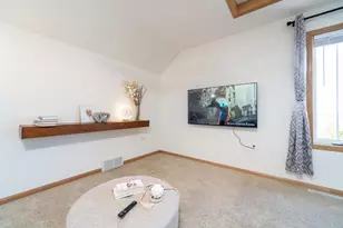 719 Cricket Ln, Madison, WI 53562 - Photo 28