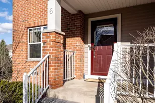 719 Cricket Ln, Madison, WI 53562 - Photo 2