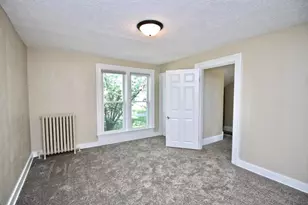 302-304 Bluff St, Beloit, WI 53511 - Photo 4