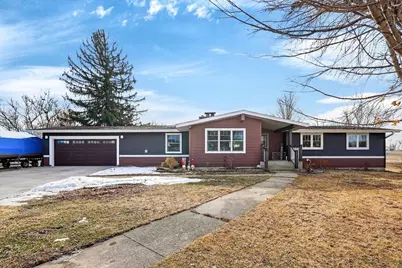 306 W Nichols Street, Albany, WI 53502 - Photo 2