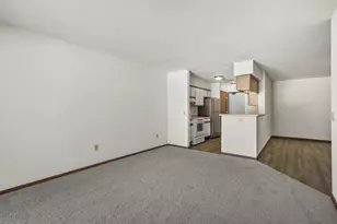 1012 Rockefeller Ln, Madison, WI 53704 - Photo 16