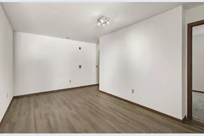 1012 Rockefeller Lane, Madison, WI 53704 - Photo 8