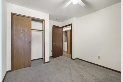 1012 Rockefeller Lane, Madison, WI 53704 - Photo 24