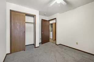 1012 Rockefeller Ln, Madison, WI 53704 - Photo 24