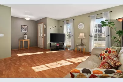 5136 Brandenburg Way, Madison, WI 53718 - Photo 4