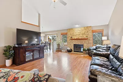 402 St Francis Court, Cross Plains, WI 53528 - Photo 6