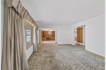 1104 Woodman Road, Janesville, WI 53545 - Photo 8