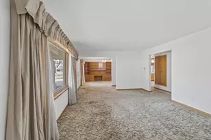 1104 Woodman Rd, Janesville, WI 53545 - Photo 8