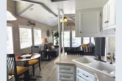 506 Sunset Circle, Edgerton, WI 53534 - Photo 4