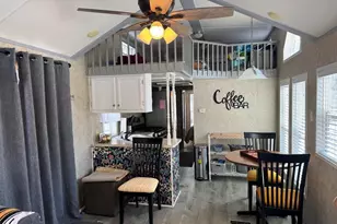 506 Sunset Cir, Edgerton, WI 53534 - Photo 4