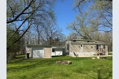 506 Sunset Circle, Edgerton, WI 53534 - Photo 2
