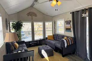 506 Sunset Cir, Edgerton, WI 53534 - Photo 2