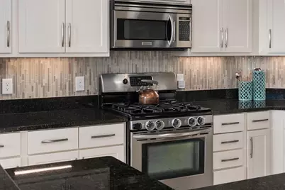 333 W Mifflin Street #5180, Madison, WI 53703 - Photo 14