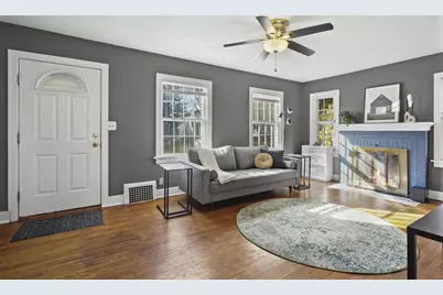 718 W Olin Avenue, Madison, WI 53715 - Photo 2