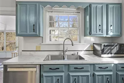 718 W Olin Avenue, Madison, WI 53715 - Photo 6