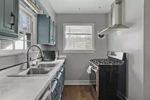 718 W Olin Ave, Madison, WI 53715 - Photo 8