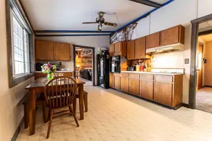 1615 Lakeview Dr, Tomah, WI 54660 - Photo 16