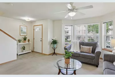 3744 Mammoth Trail, Madison, WI 53719 - Photo 8