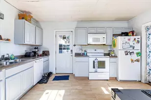 111 James St, Portage, WI 53901 - Photo 4