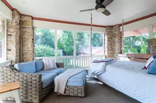 208 Lathrop St, Madison, WI 53726 - Photo 6