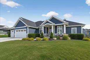 2012 Paris Ln, Cottage Grove, WI 53527 - Photo 2