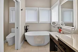 2012 Paris Ln, Cottage Grove, WI 53527 - Photo 32