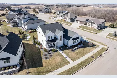 4872 Augusta Drive, Middleton, WI 53597 - Photo 10