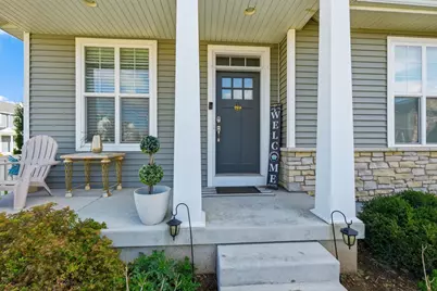 2914 Bulwer Lane, Fitchburg, WI 53593 - Photo 2