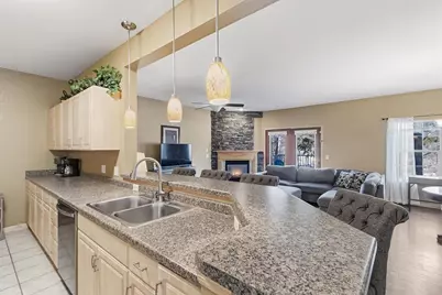 694 Clardell Drive, Sun Prairie, WI 53590 - Photo 4