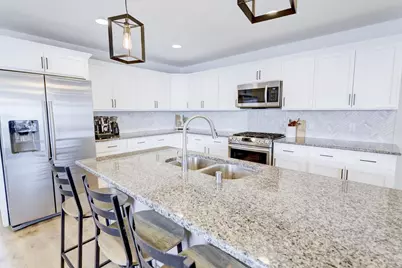 993 Clover Lane, DeForest, WI 53532 - Photo 8