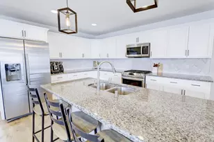 993 Clover Ln, DeForest, WI 53532 - Photo 8