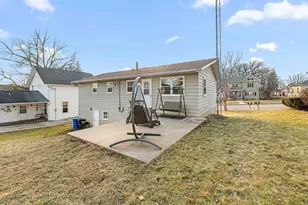 318 Scott St, Cambria, WI 53923 - Photo 26